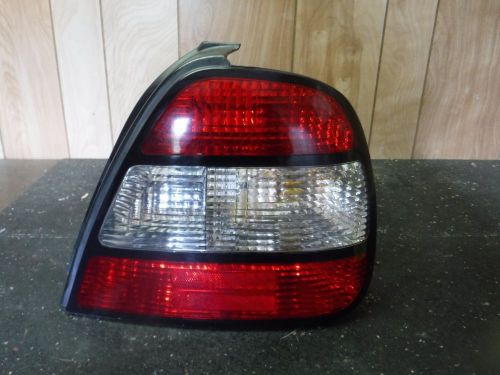 1997-2002 leganza daewoo passenger side tail light