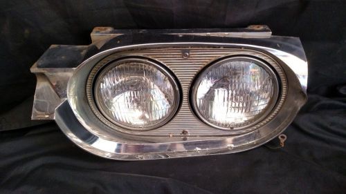 1963 1962 1961 ford thunderbird drivers side head light bucket 051608