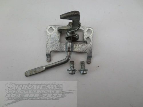 Honda trx450r trx 450er 450r seat latch assembly #86 2006