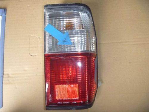 Mazda bongo 2000 rear right combination lamp [2615500]