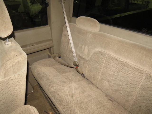 1996 gmc 1500 pickup rear seat belt & retractor only rh passenger tan