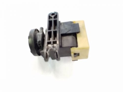 Auto locking hub vacuum solenoid | fits 03 04 05 06 07 ford f250 f350 excursion