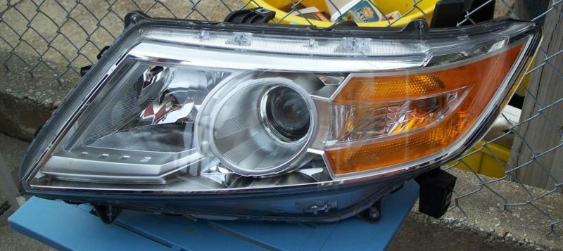 Headlight for 2012-13 honda odessy van touring package leftside