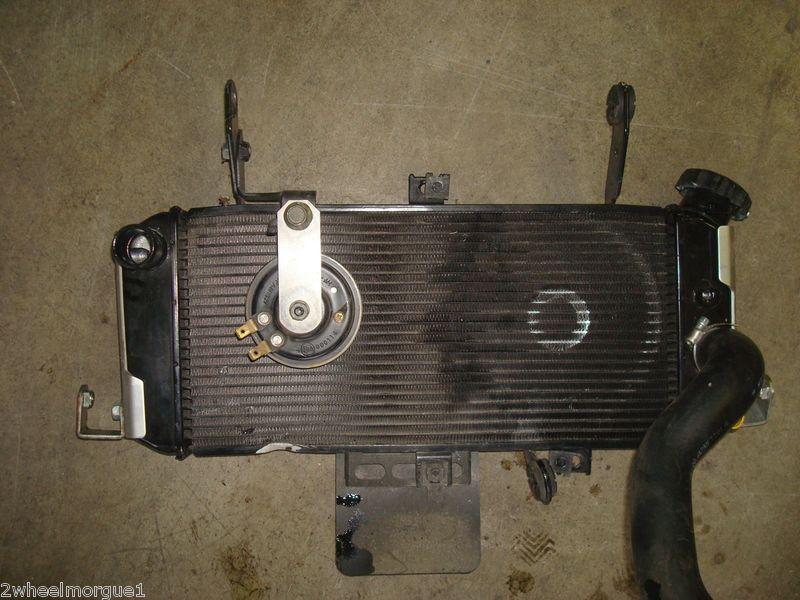 Suzuki sv650 radiator 2003 2004 2005 2006 2007 oem