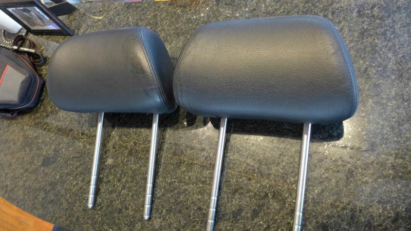 Front headrest set vw jetta gti passat mk4 black leather head rests genuine oe