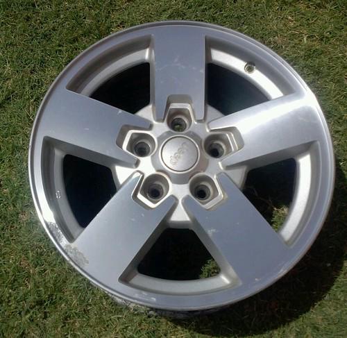 Jeep commander wheels