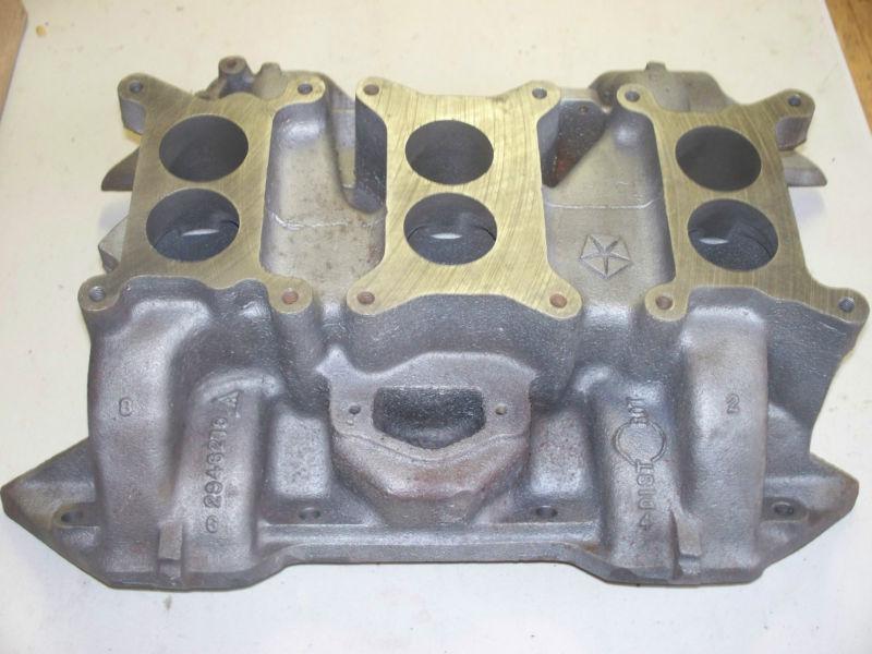 Mopar ,dodge ,plymouth,1969-70 n.o.s. 440 six-pack all original cast iron intake