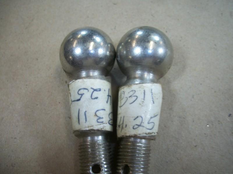 Ford model t tie rod  balls d2