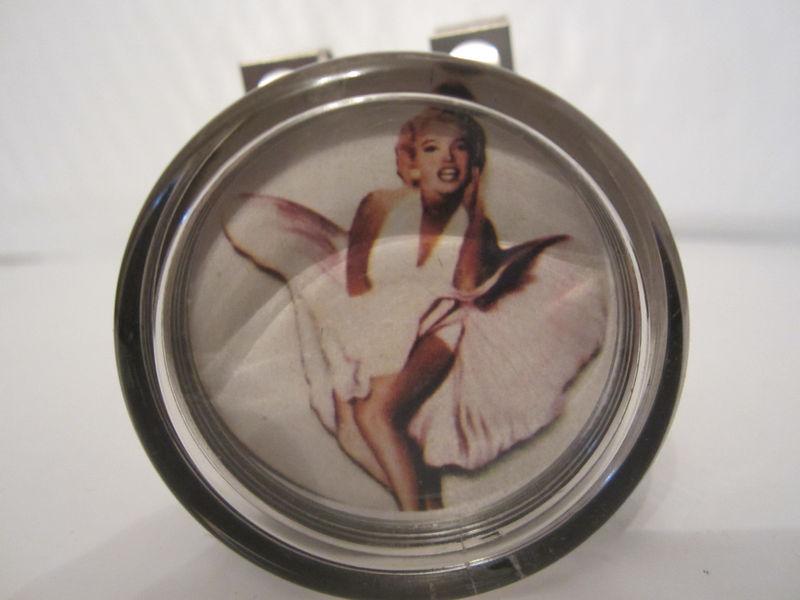 Marilyn monroe white dress suicide spinner necker knob fit most car and truck 