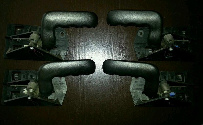 00-06 tahoe suburban yukon denali avalanche oem interior black door handle set 4