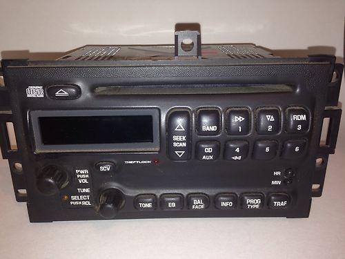 General motors pn 10439778 oem factory am/fm cd radio pontiac grand prix 2004