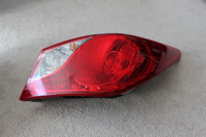 Hyundai sonata tail light 11-12 oem taillight right