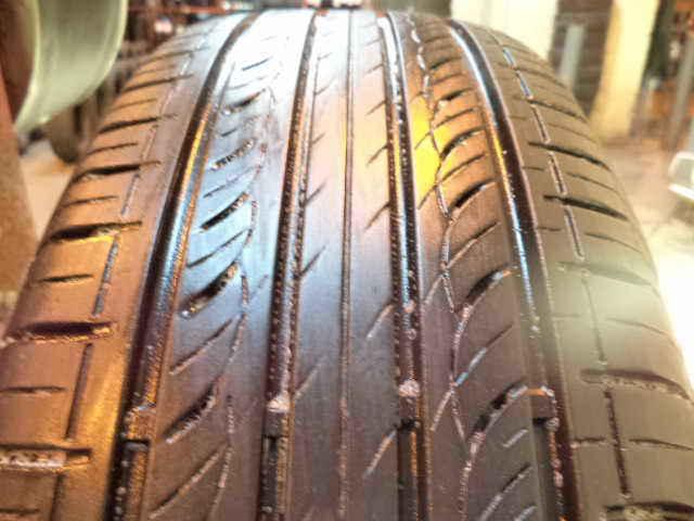 Hankook 195/65/15 tire optimo h426 p195/65/r15 89t 5/32 tread