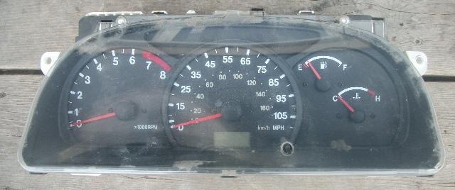 2000 chevrolet tracker instrument cluster         zzp