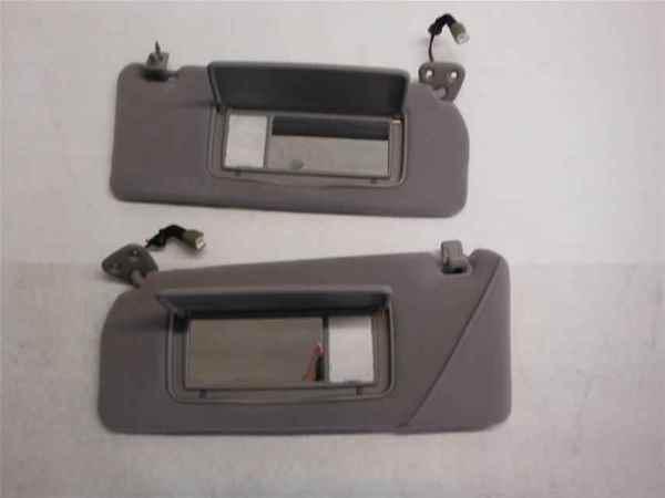 02 03 04 05 lexus is300 oem pair sun visors w/ homelink