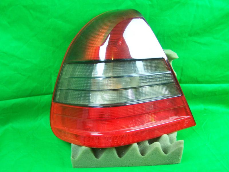 1999 mercedes- benz c- class left tail light assembly oem driver side 