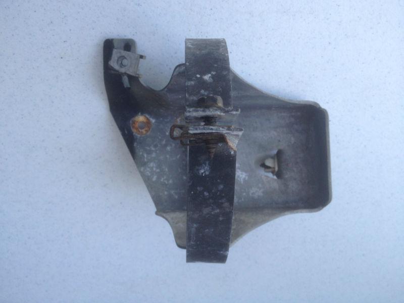 1984-1990 corvette fuel vapor canister bracket