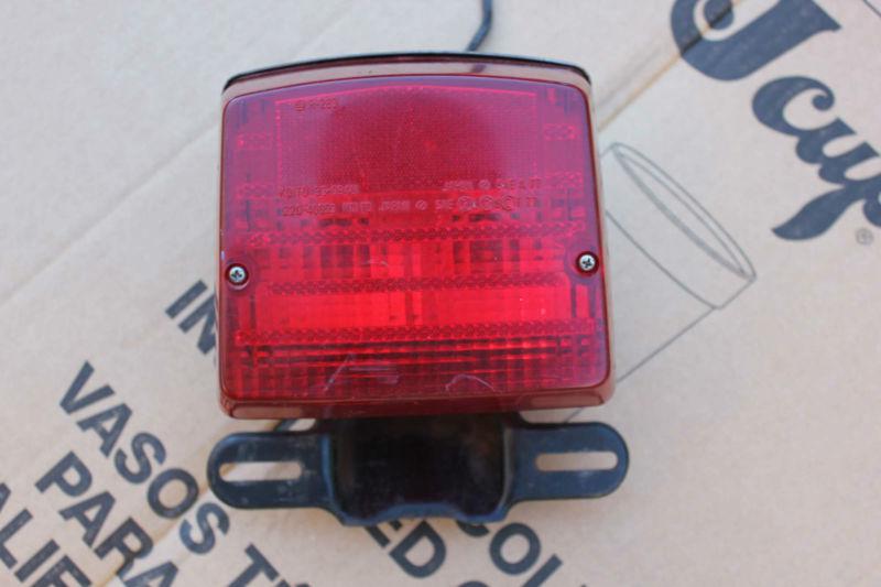 Kz750 kz1000 tail light