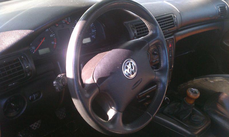 1998-2005 volkswagen passat___steering wheel + air bag (black leather)