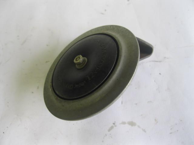 Suzuki 81 gs450l horn