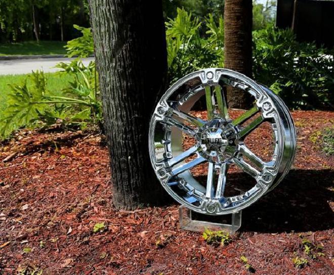 20" inch 6x5.5 chrome with chrome insert wheels rims 6 lug chevy silverado 1500