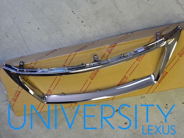 New oem 2010-2013 lexus is350 front chrome moulding is convertible only