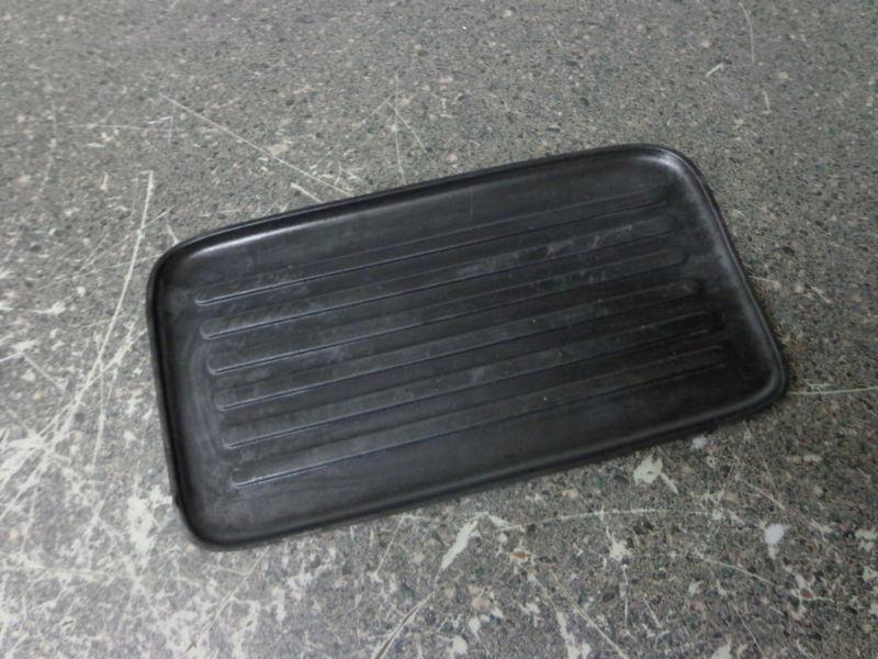 Ford expedition center front console rubber insert mat  03-06