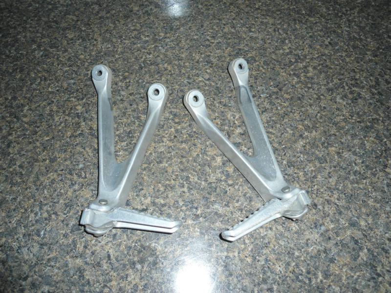 08 09 10 11 honda cbr 1000 cbr1000 rr rear passenger pegs!