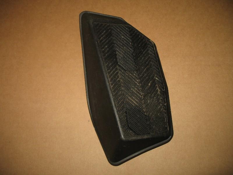 1997 1998 1999 2000 2001 lexus es300 driver seat floor foot rest rubber part 