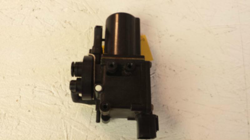 1999 mitsubishi montero sport vaccum pump (fits 99-04)