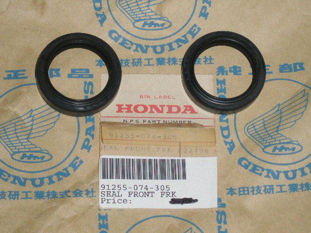 1969-1970 honda sl90 cl175 k3 cl 175 scrambler front fork oil seal set 2 oem nos