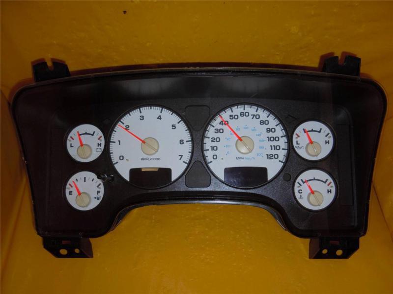 04 05 dodge 1500 2500 3500 pickup speedometer instrument cluster dash 137,220