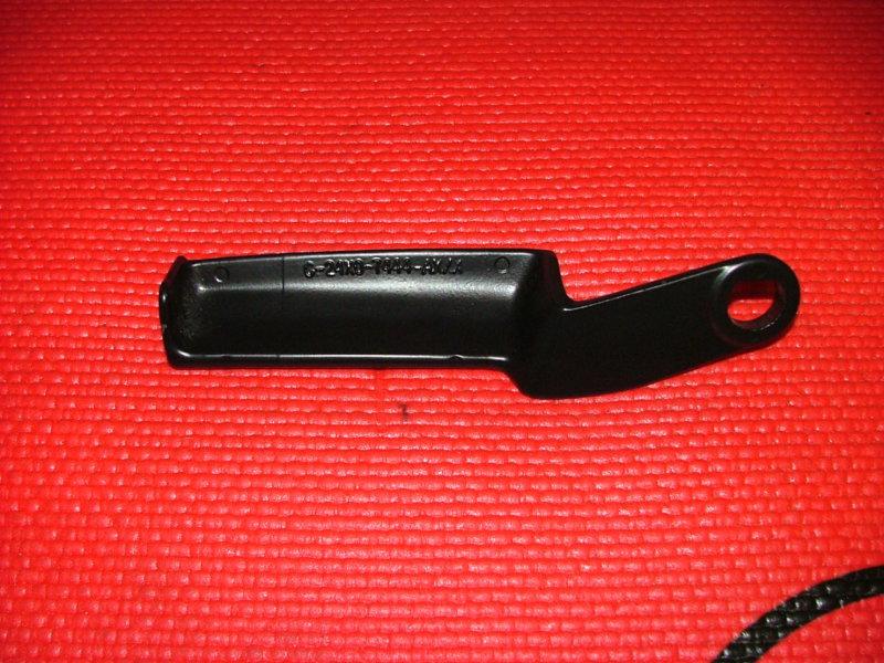 1994-1996 c4 corvette lt1 convertible passenger side top secure lever  new