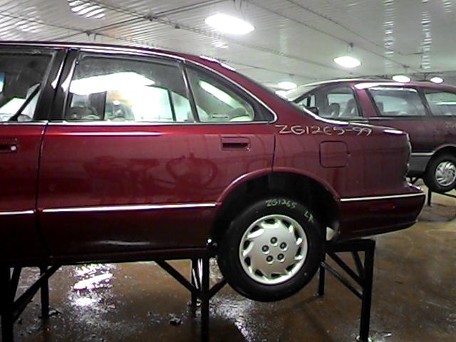 1999 oldsmobile olds 88 rear or back door left 2612302