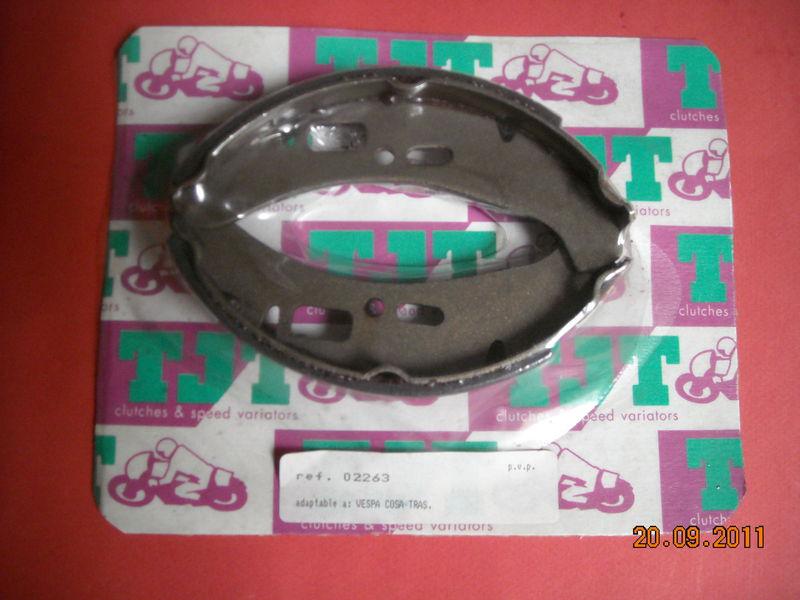 Tjt  set of the rear brake shoes of vespa  cosa, part-number tjt02263, nos