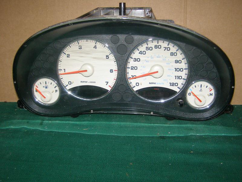 2004 jeep liberty speedometer cluster 