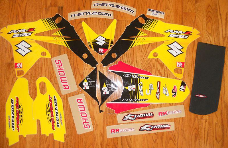 Nstyle rmz250 suzuki team graphics decals kit rmz 250 (07-09) w/ seat cover