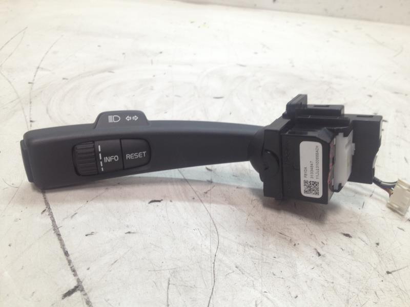 11 volvo 60 series l. column switch s60 turn signal turn signal p/n 31334647