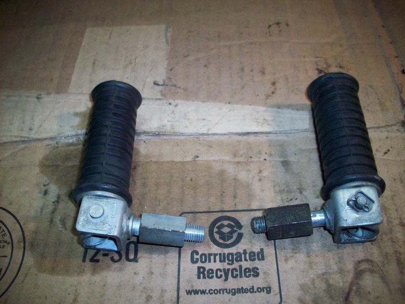 1970 suzuki t350 rebel ( mark 2 ) rear  rider foot pegs foot rest with hard oem 