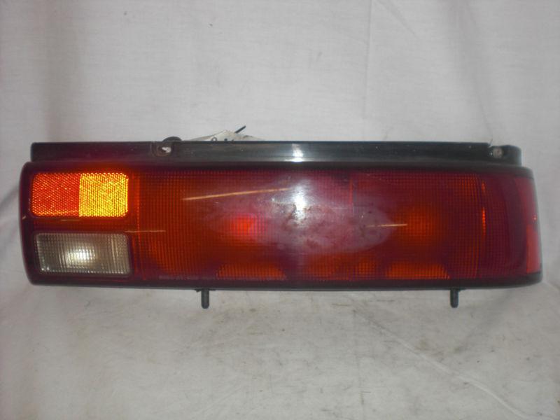 1994 geo metro right passenger side tail light