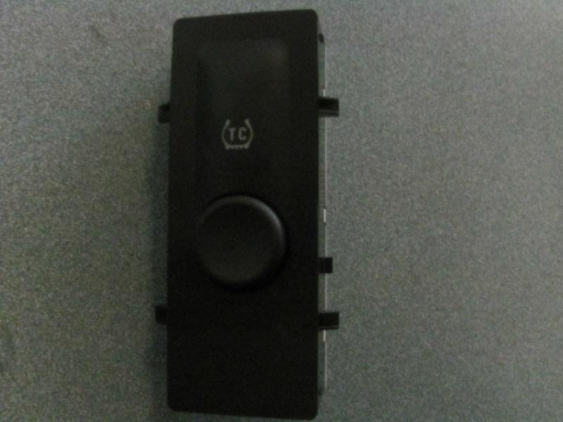 15764411 new oem traction control switch fits most 01 - 06 gm full size trucks