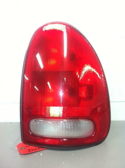 98-03 durango tail light (right side)