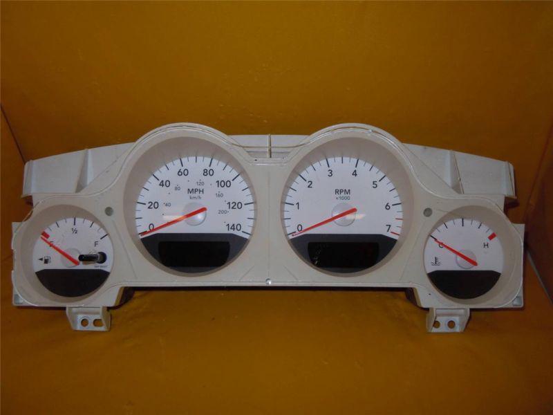 06 charger magnum speedometer instrument cluster dash panel gauges 112,336