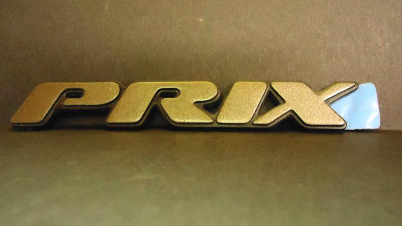 New oem gm grand "prix" emblem fits l/r fr door/trunk  00-03 #10442390 1044-2390