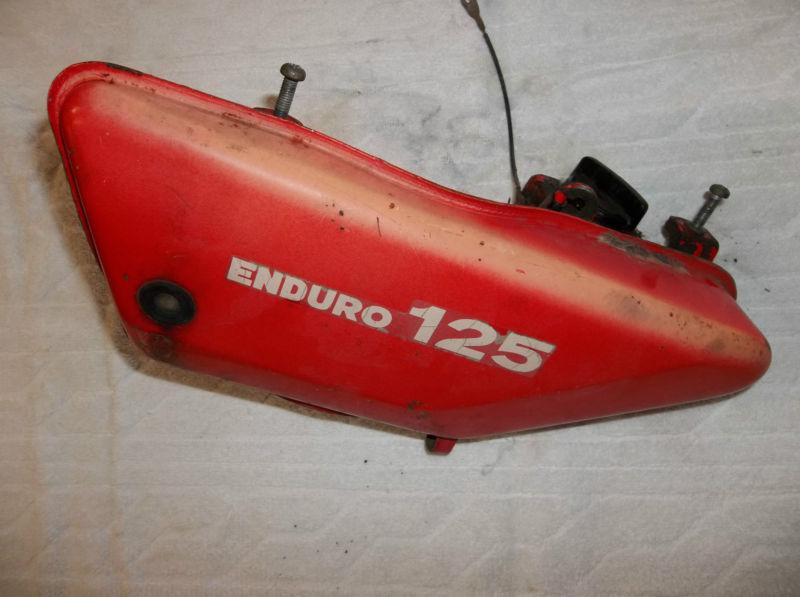 1975-76 yamaha dt125 dt125 oil tank yamalube injection oil tank