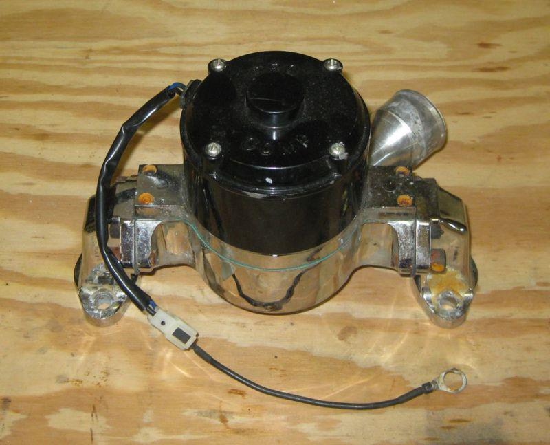 Electric water pump, chrome , chevy s/b, used