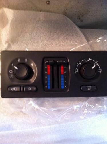 2005 chevy heater control module