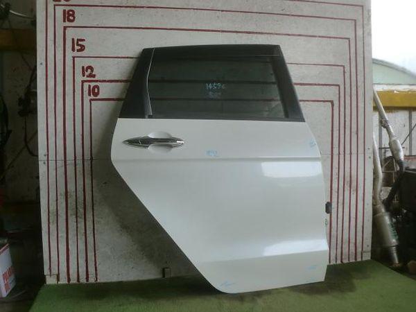 Honda edix 2004 rear right door assembly [9613300]