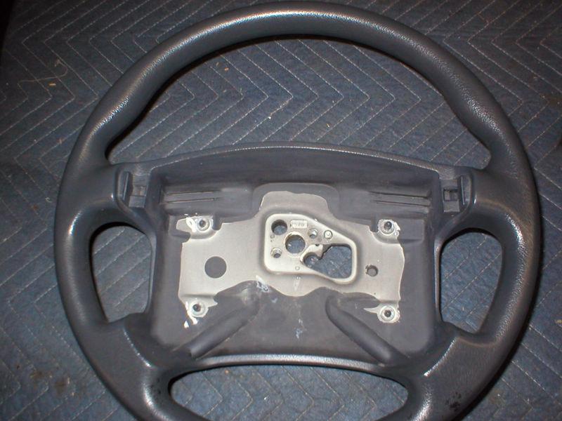 1990-92  pontiac firebird trans am  steering wheel gta airbag style