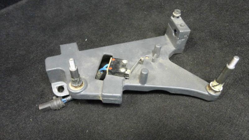 Shift assist  bracket #915839 #0915839 johnson/evinrude/omc outboard boat motor 